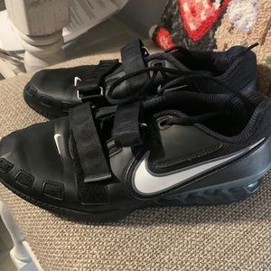 💥💥New Men’s Nike lifters💥💥